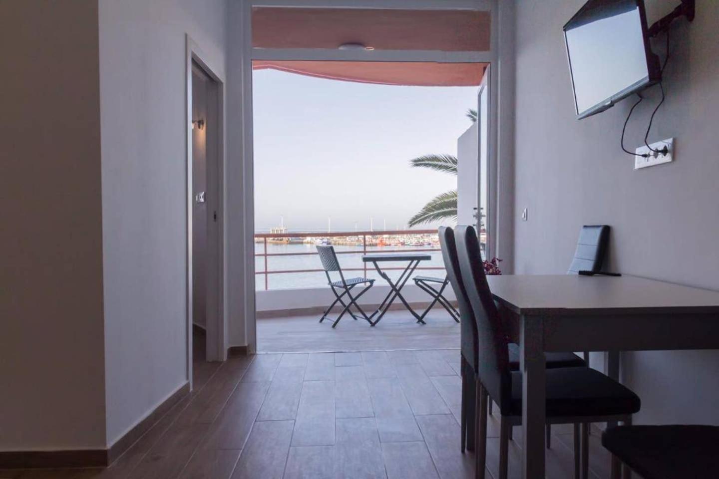 Paseo Maritimo, Los Cristianos Over The Sea Free Wifi Arona  Eksteriør billede